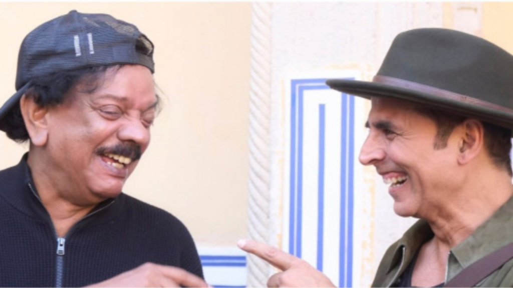 Akshay Kumar Wishes Priyadarshan on His Birthday With a Fun BTS Pic From Bhooth Bangla